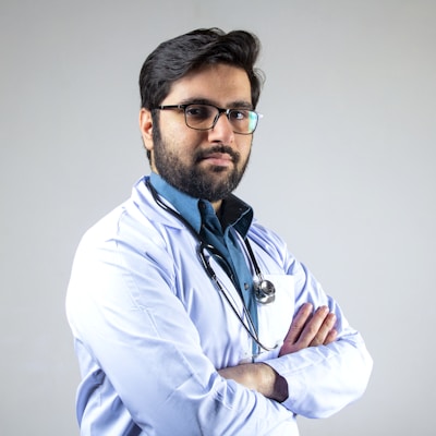 Dr. Rajesh Kumar
